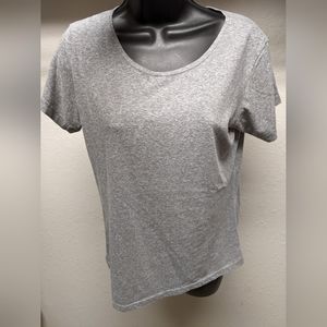 Hanger & Cloth T shirt Women's size M